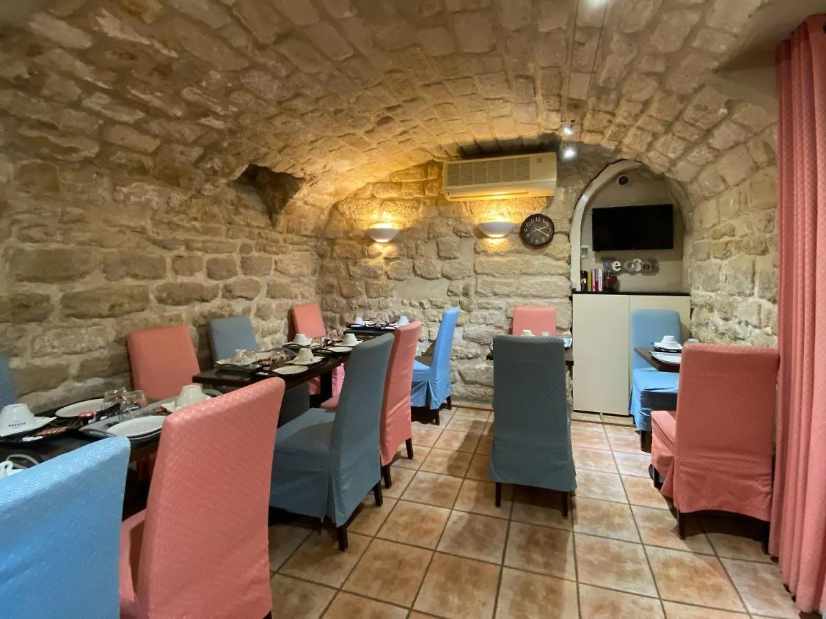 Austin's Saint Lazare 3* Παρίσι